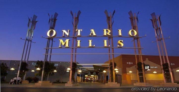 Holiday Inn Express Hotel & Suites Ontario Airport-Mills Mall, An Ihg Hotel Ранчо-Кукамонга Удобства фото